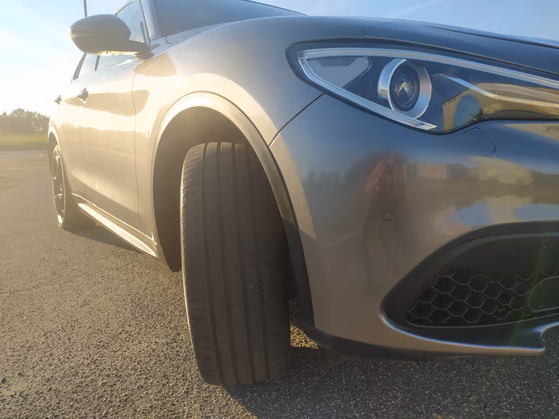 Alfa Romeo Stelvio - 15