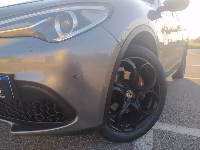 Alfa Romeo Stelvio - 6
