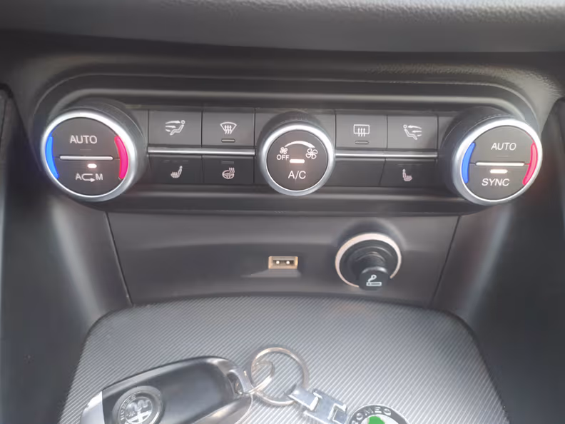 Alfa Romeo Stelvio - 62