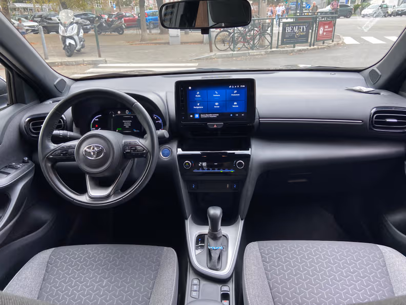 Toyota Yaris Cross - 14