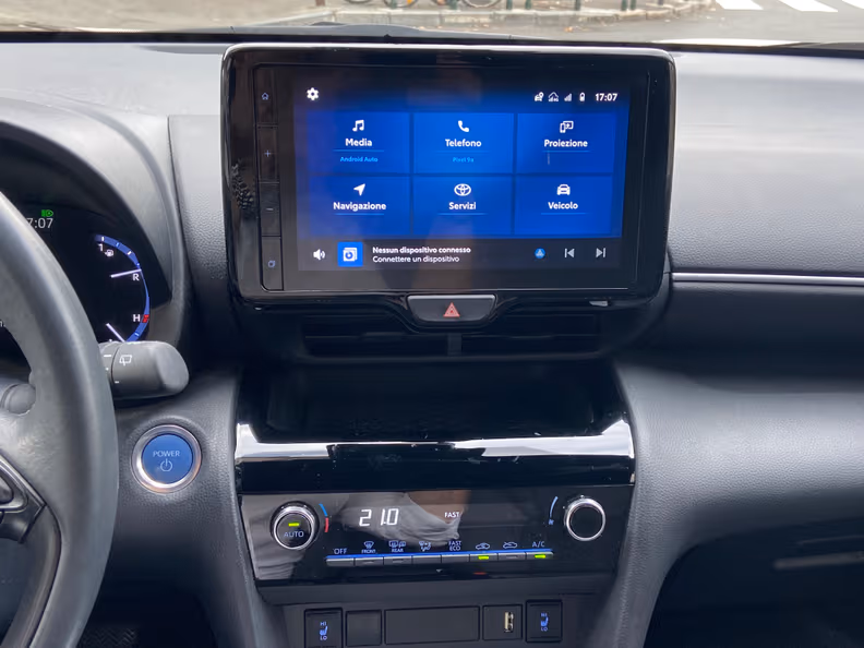 Toyota Yaris Cross - 11