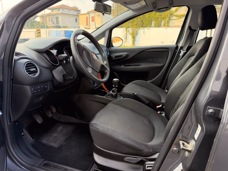 Fiat Punto - 9