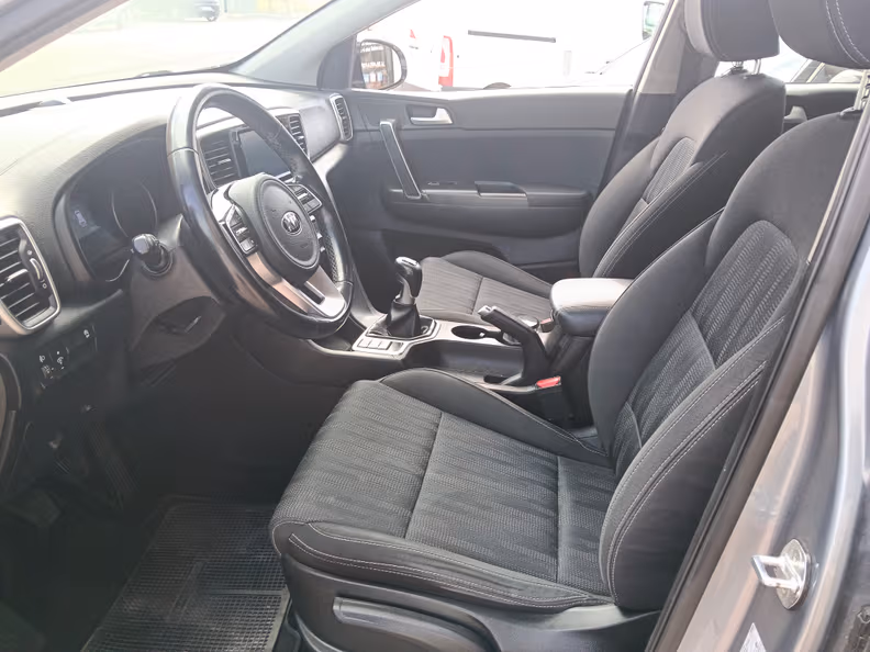 Kia Sportage - 7
