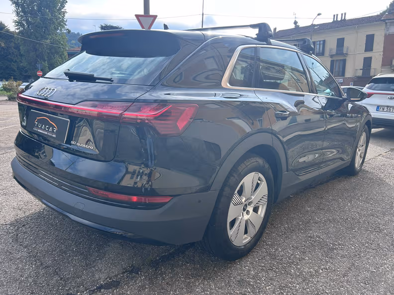Audi e-tron - 4