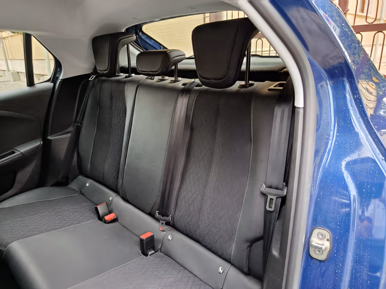 Opel Corsa - 12