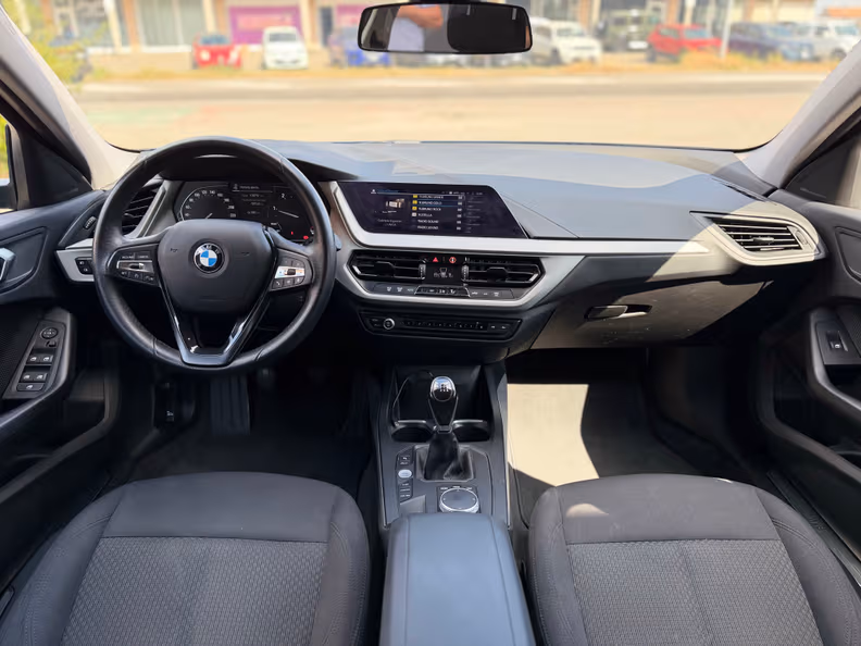 BMW Serie 1 - 19