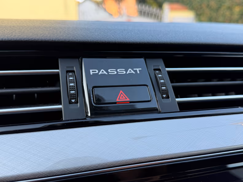 Volkswagen Passat - 33