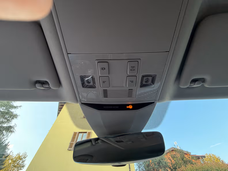 Volkswagen Passat - 38