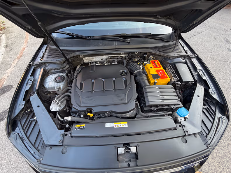 Volkswagen Passat - 34