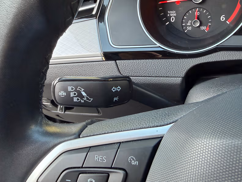 Volkswagen Passat - 29
