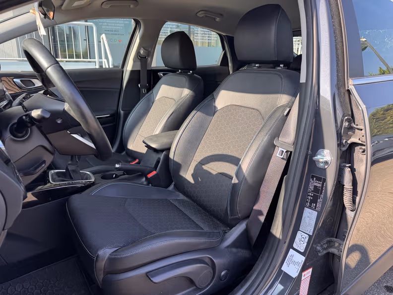 Kia XCeed - 8