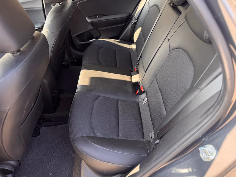 Kia XCeed - 19