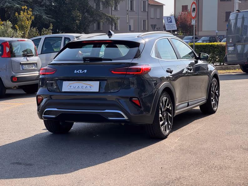Kia XCeed - 4