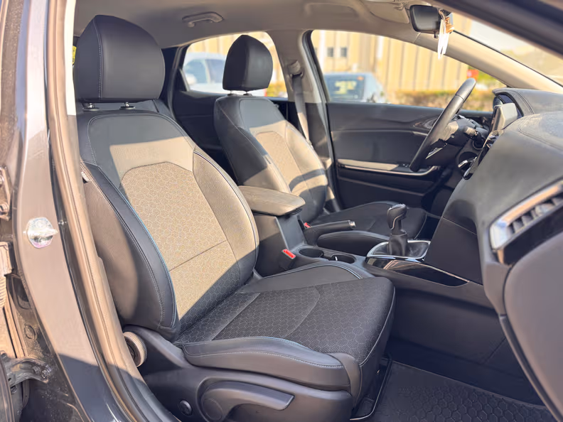 Kia XCeed - 18