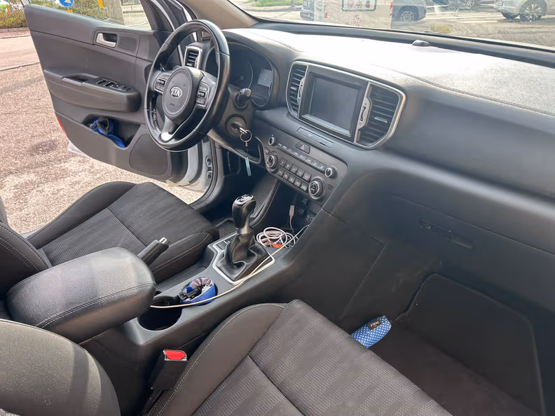 Kia Sportage - 12