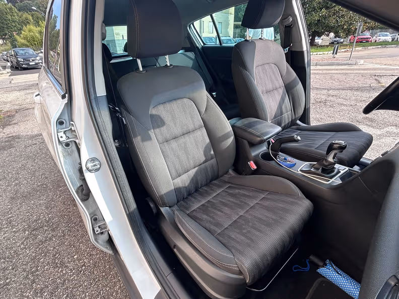 Kia Sportage - 11