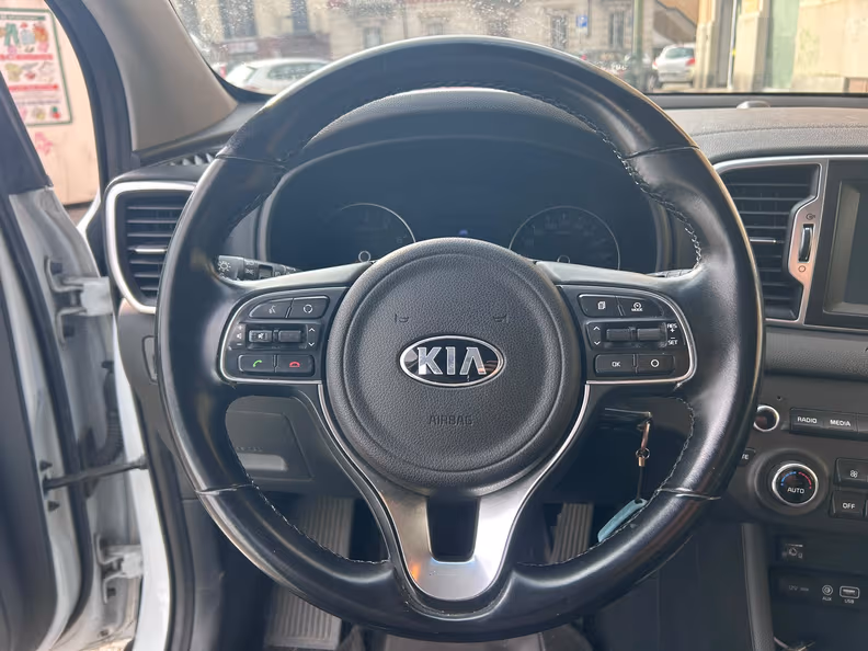 Kia Sportage - 13