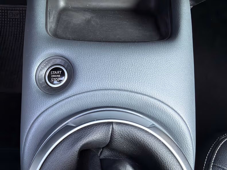 Nissan Juke - 25