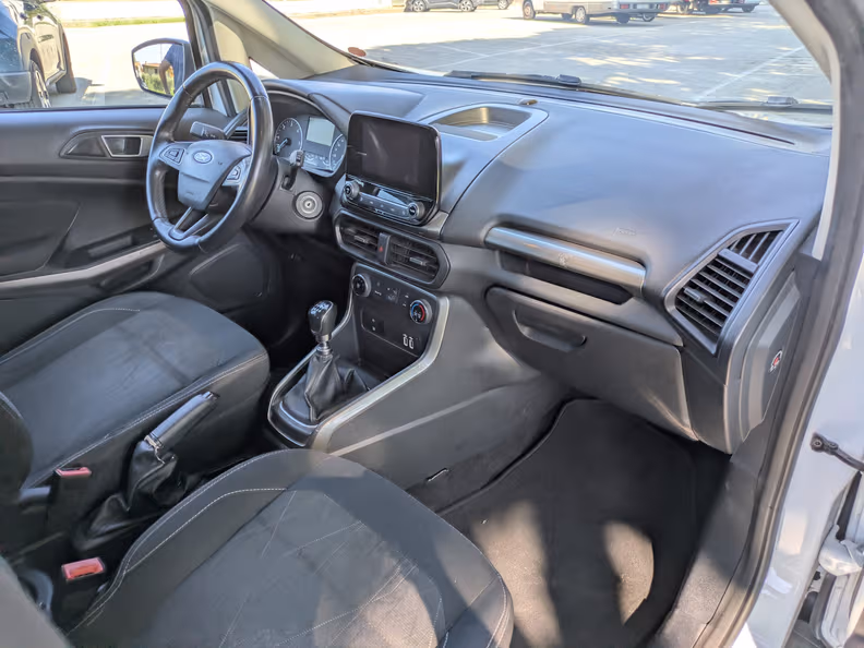 Ford EcoSport - 10