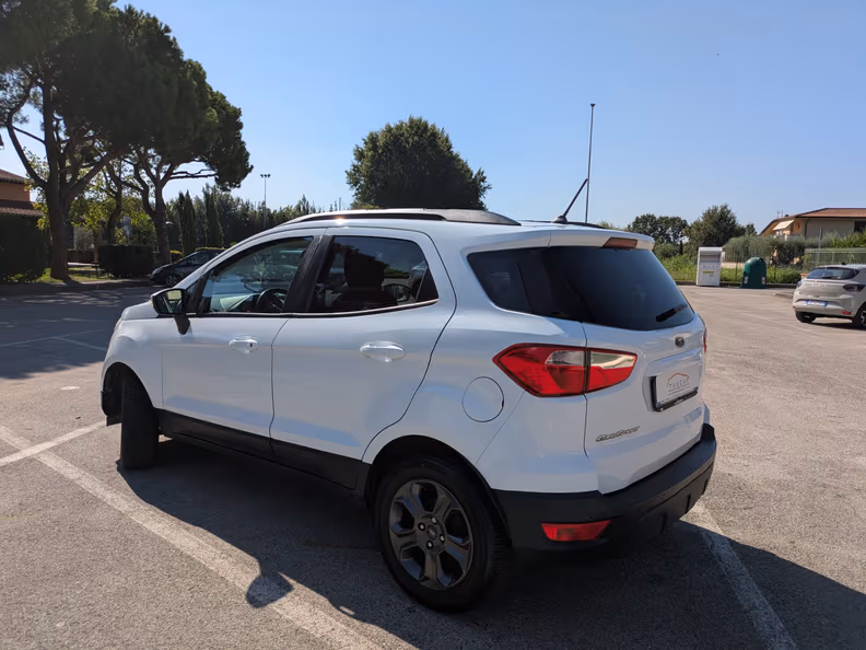 Ford EcoSport - 4
