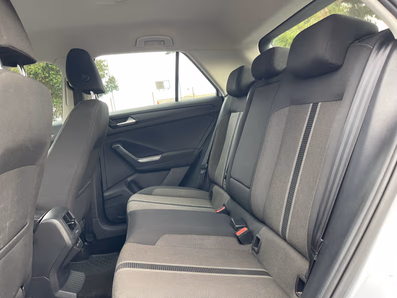 Volkswagen T-Roc - 29