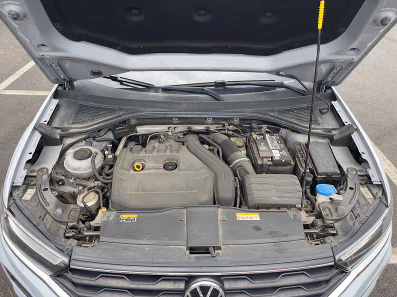 Volkswagen T-Roc - 38