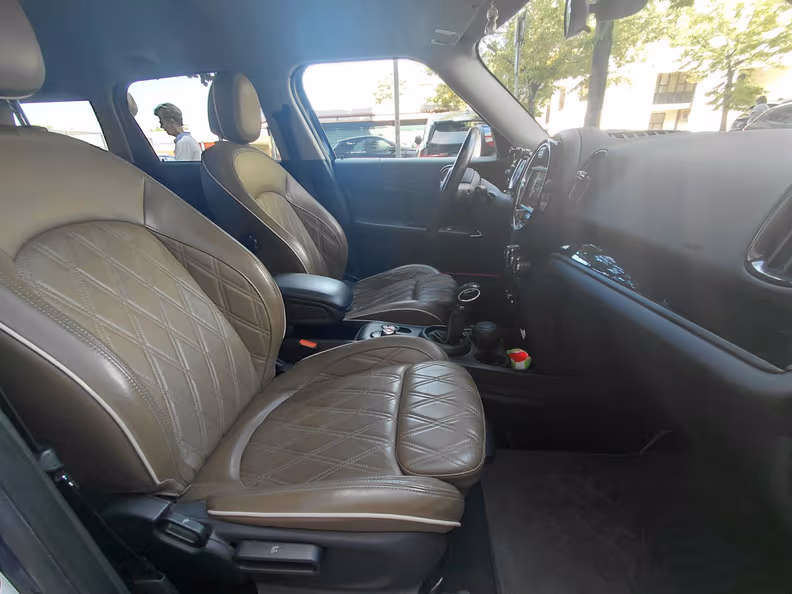 Mini Countryman - 12