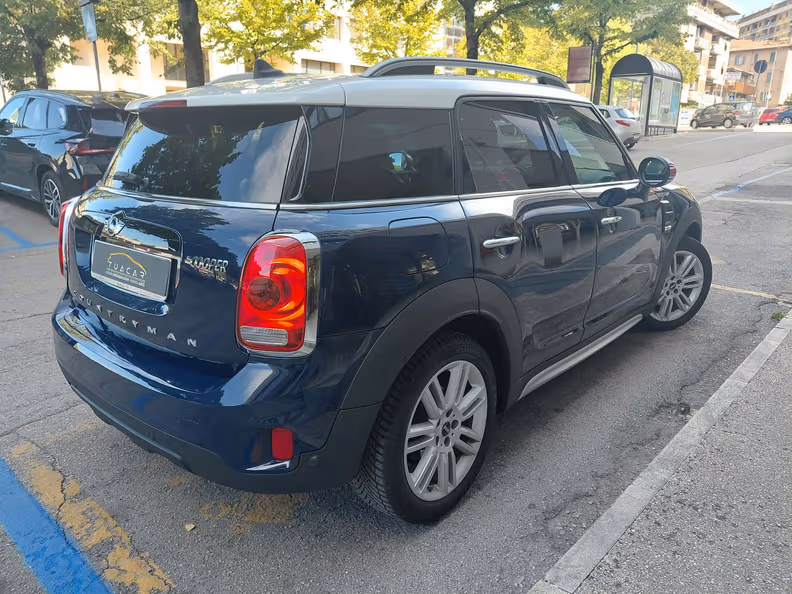 Mini Countryman - 4