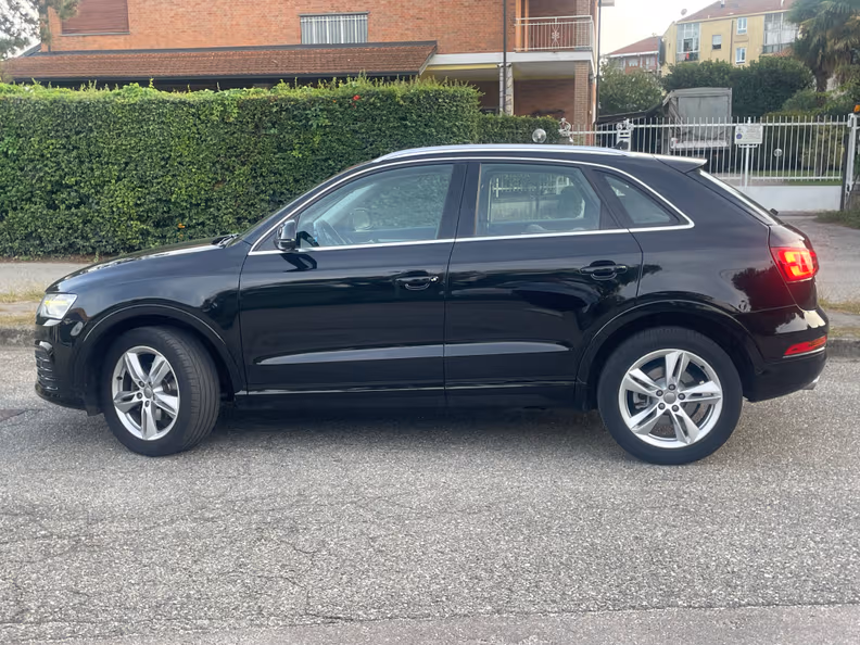 Audi Q3 - 17