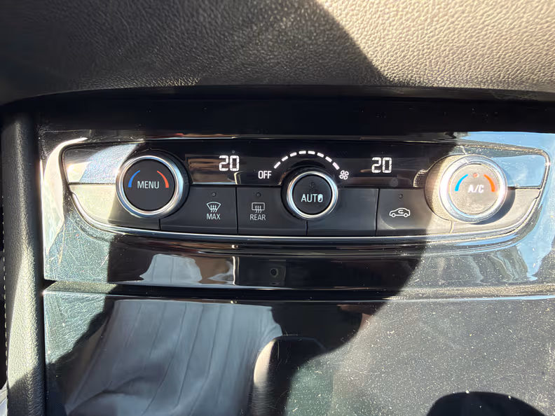 Opel Grandland X - 23