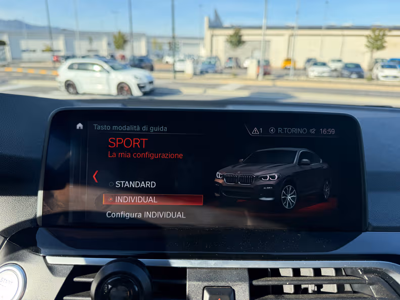BMW X4 - 32