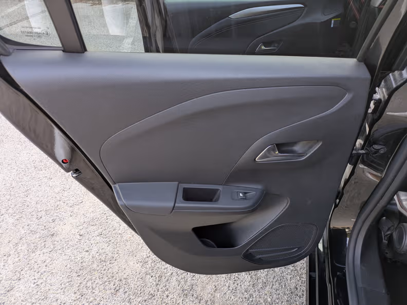 Opel Corsa - 25