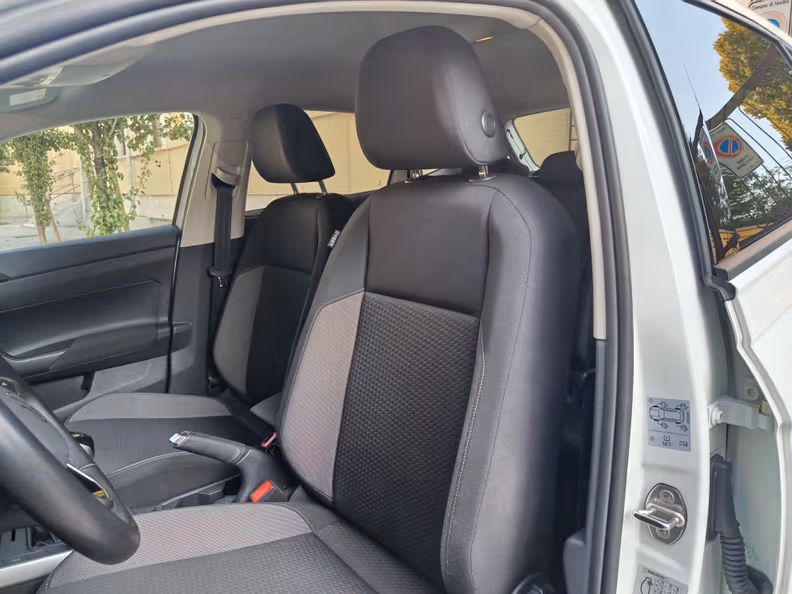 Volkswagen Polo - 10