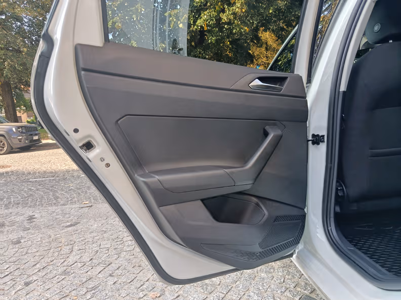 Volkswagen Polo - 26