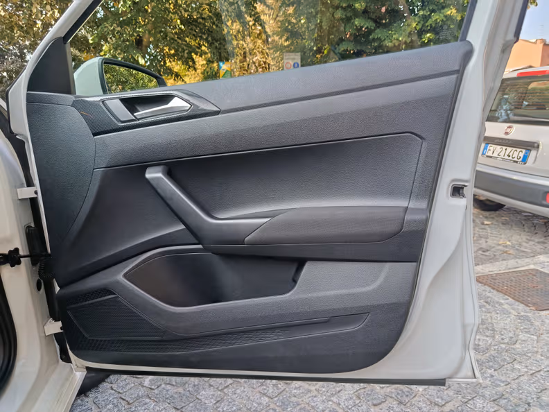 Volkswagen Polo - 30