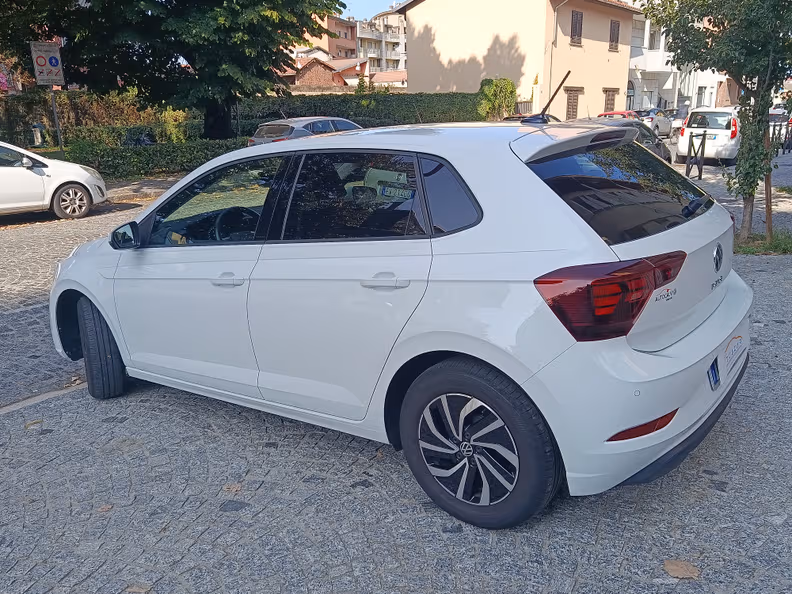 Volkswagen Polo - 6