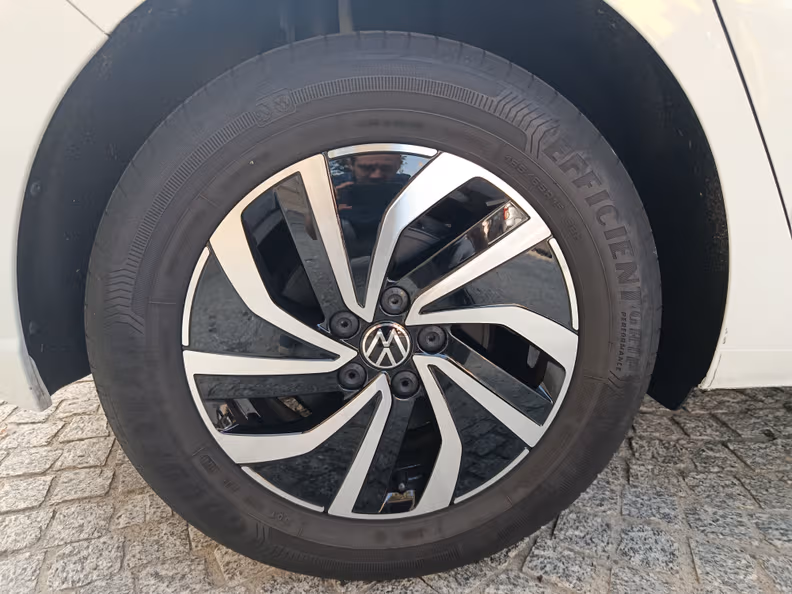 Volkswagen Polo - 21