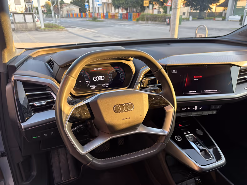 Audi Q4 - 17