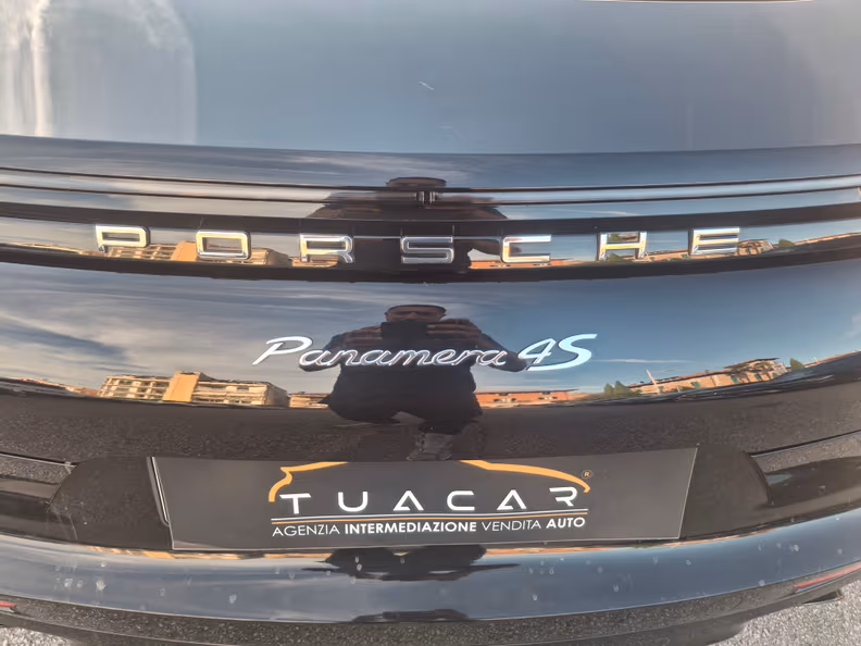 Porsche Panamera - 10