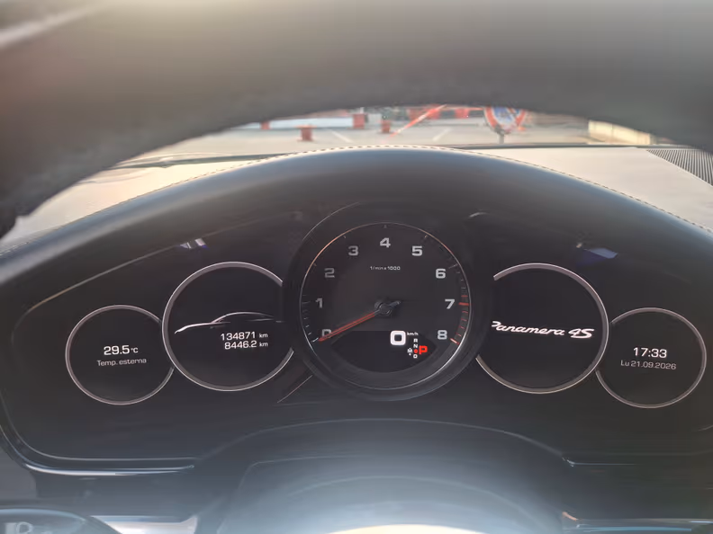 Porsche Panamera - 14