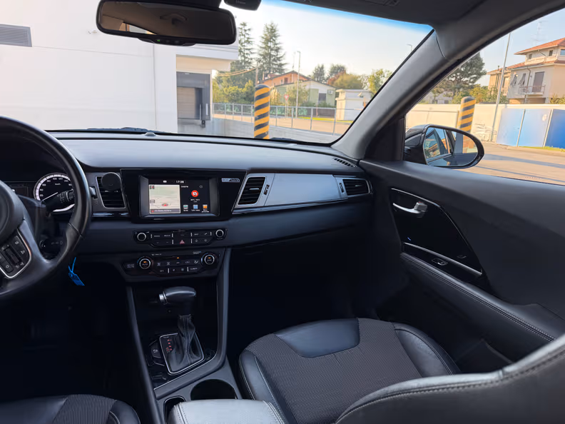 Kia Niro - 16