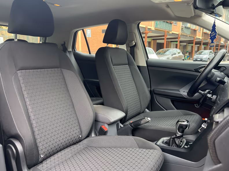 Volkswagen T-Cross - 14