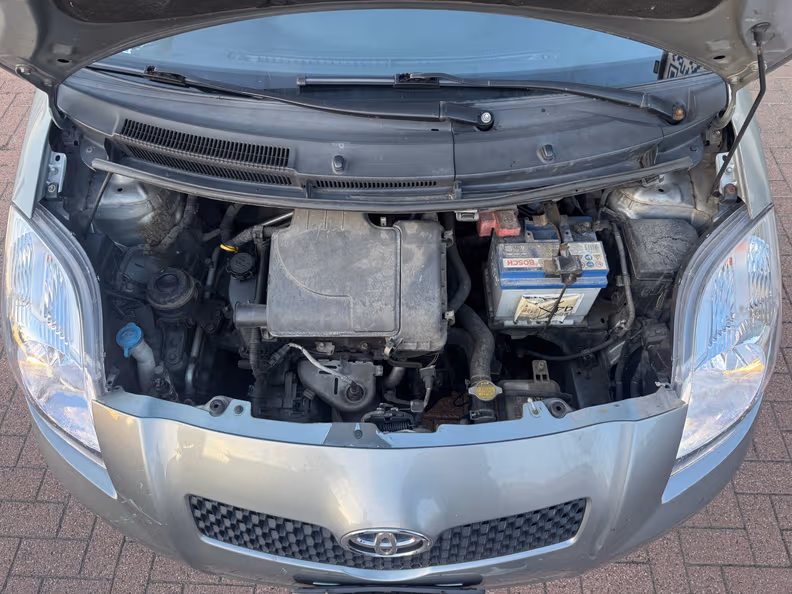 Toyota Yaris - 26