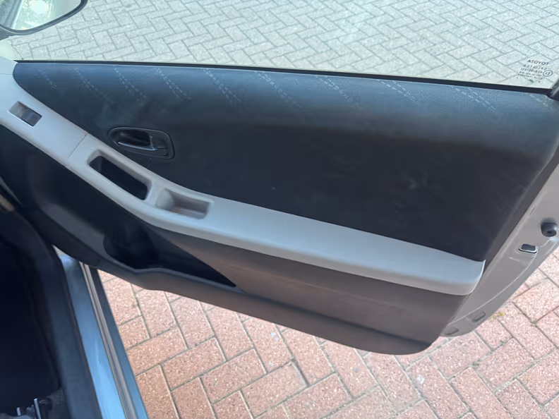 Toyota Yaris - 19
