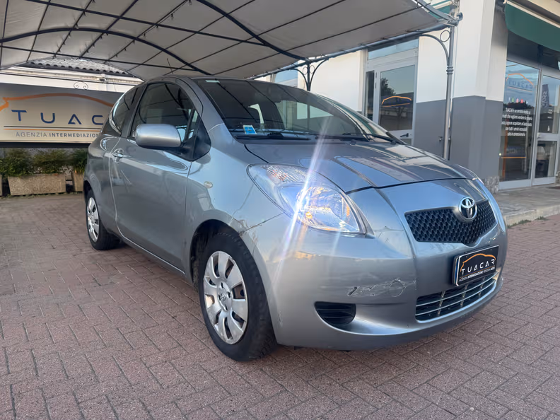 Toyota Yaris - 3