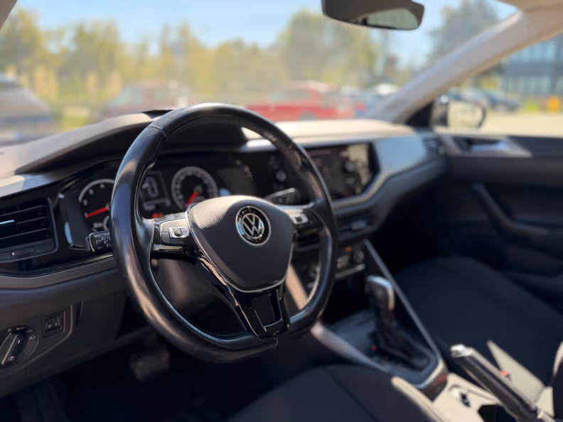Volkswagen Polo - 10