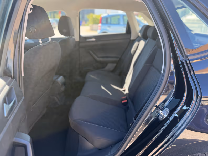 Volkswagen Polo - 17