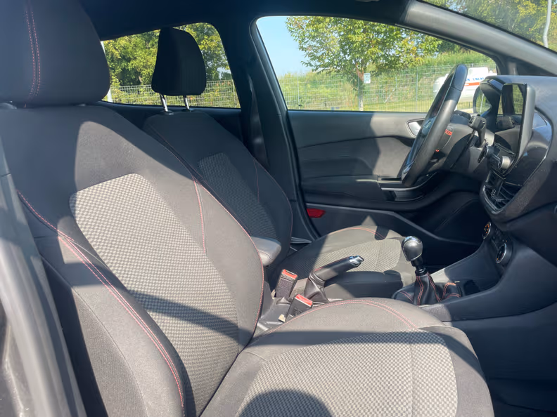 Ford Fiesta - 21