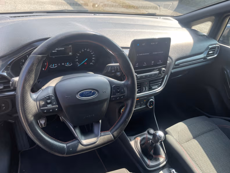 Ford Fiesta - 9