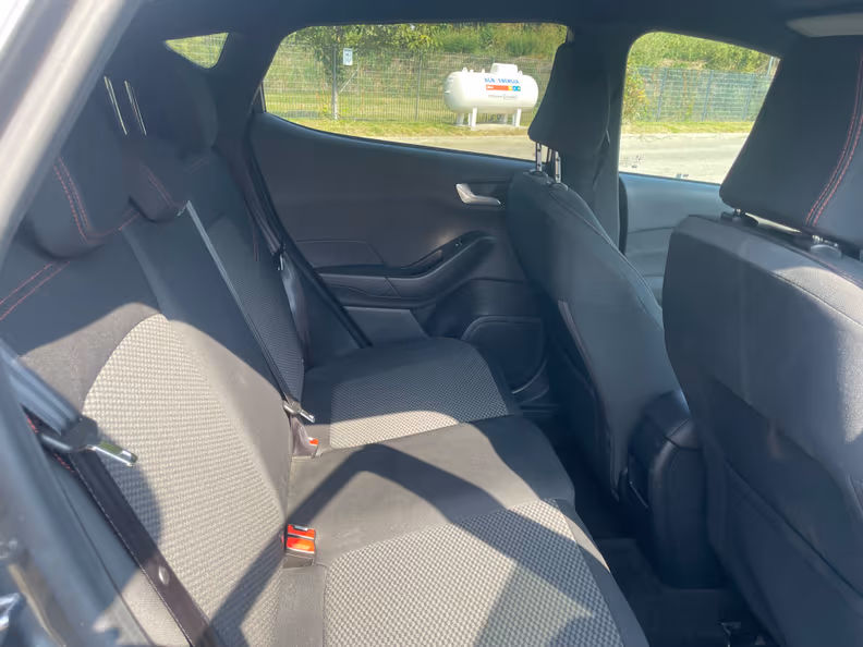 Ford Fiesta - 13